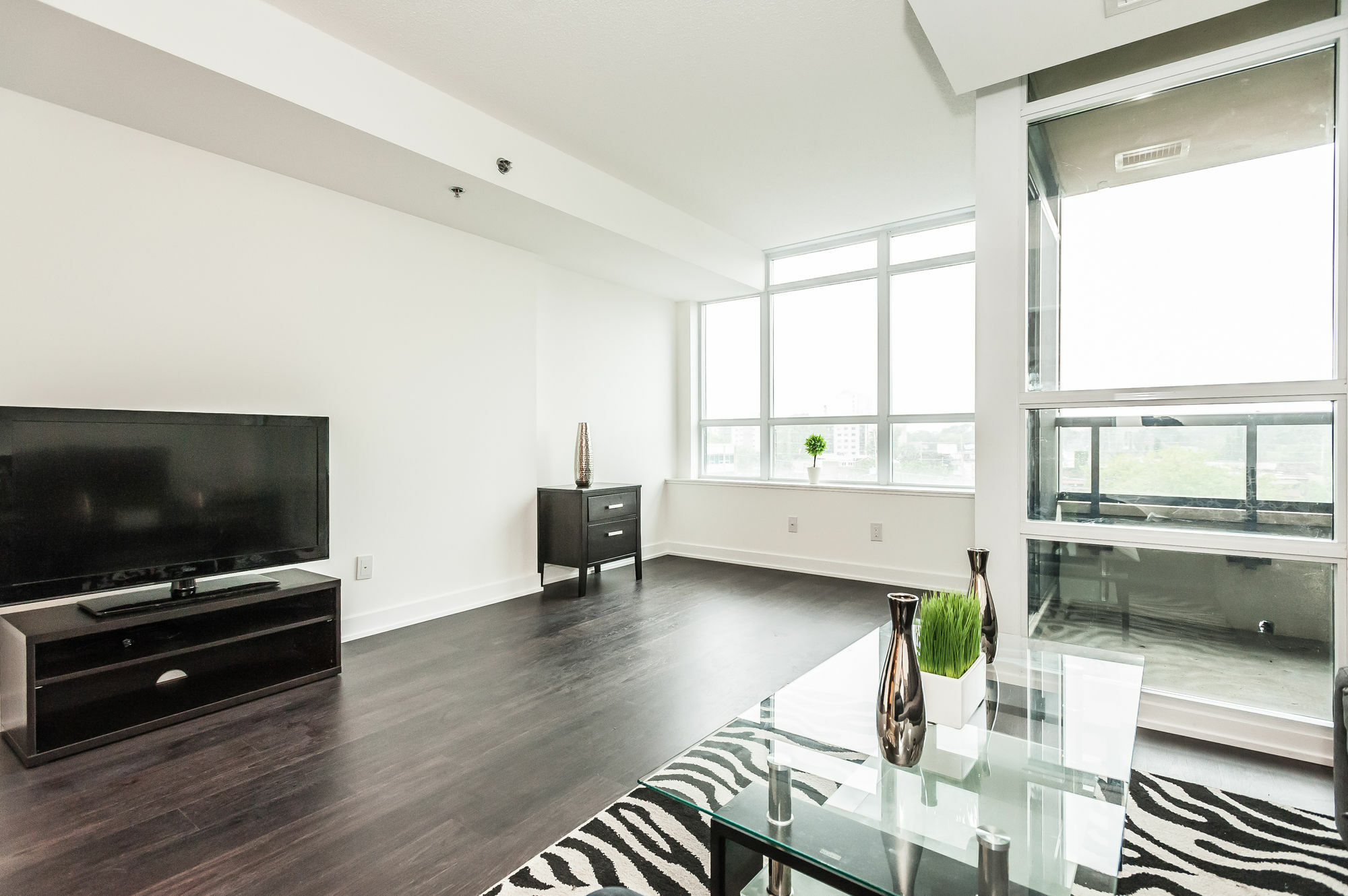Life Suites - Fort York Central Condo 토론토 외부 사진